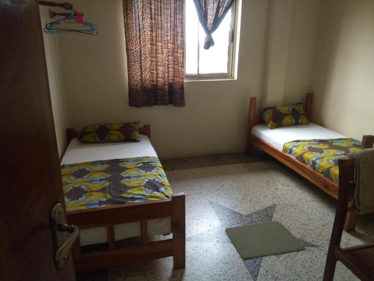 The Sleepy Hippo Hotel Accra Ngoại thất bức ảnh